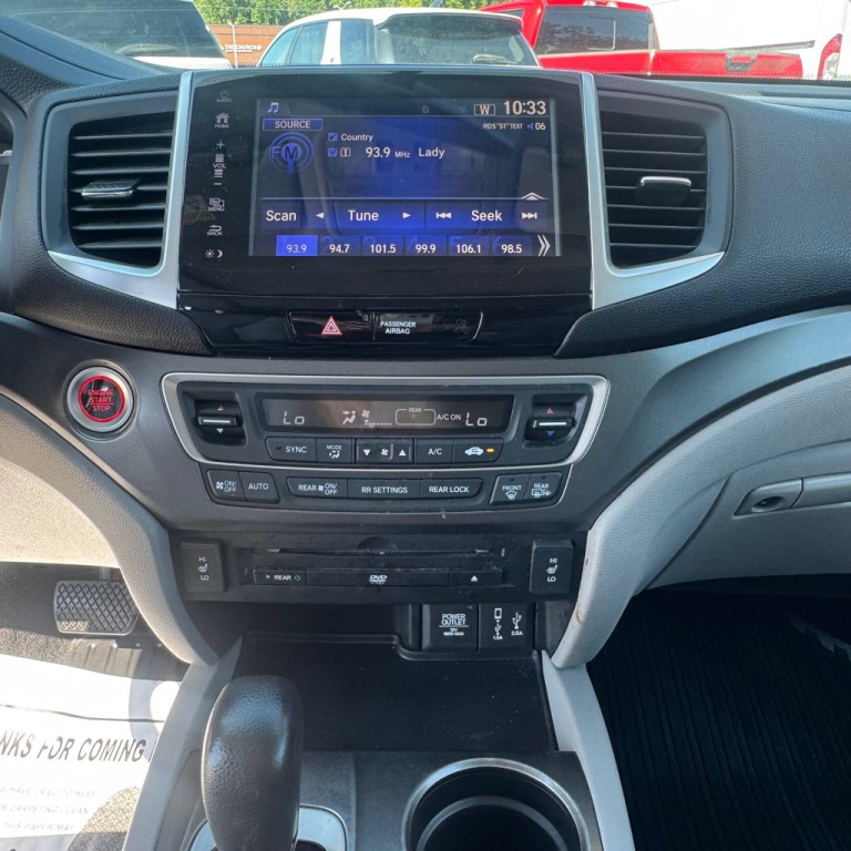 2017 Honda Pilot Image 8