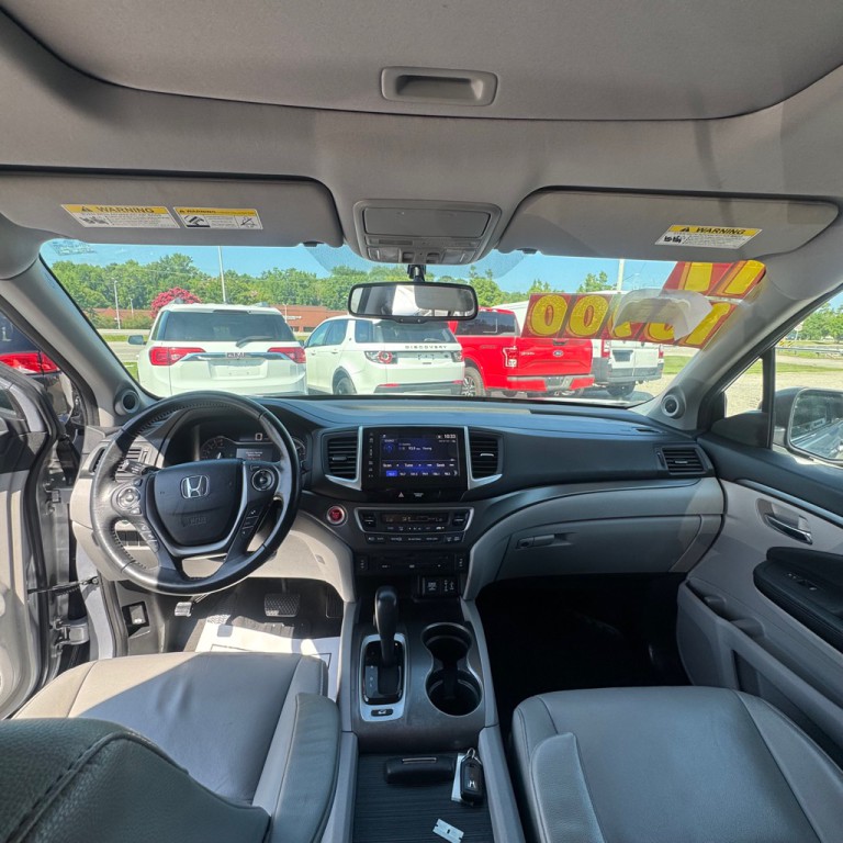 2017 Honda Pilot Image 9