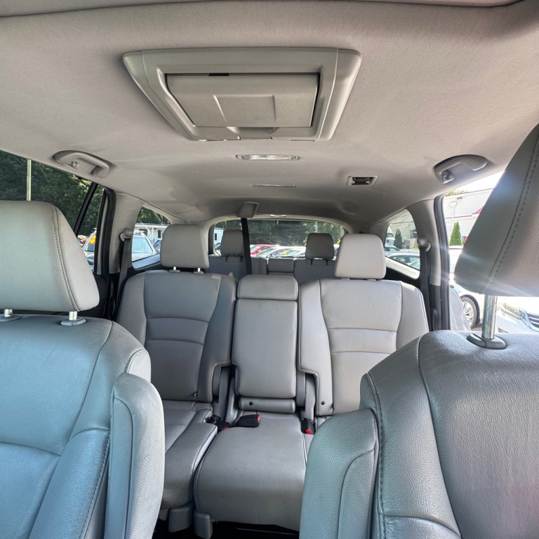 2017 Honda Pilot Image 10