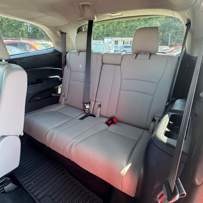 2017 Honda Pilot Image 13