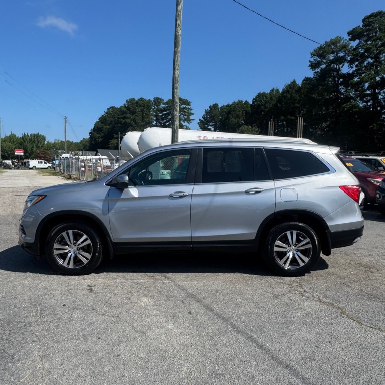 2017 Honda Pilot Image 18