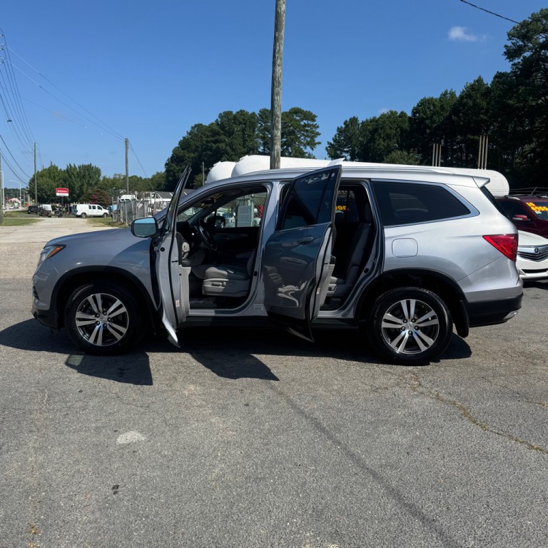 2017 Honda Pilot Image 21