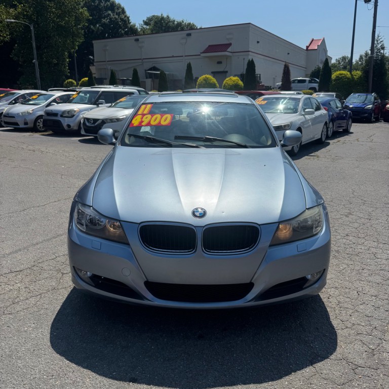 2011 BMW 3 Series Image 5