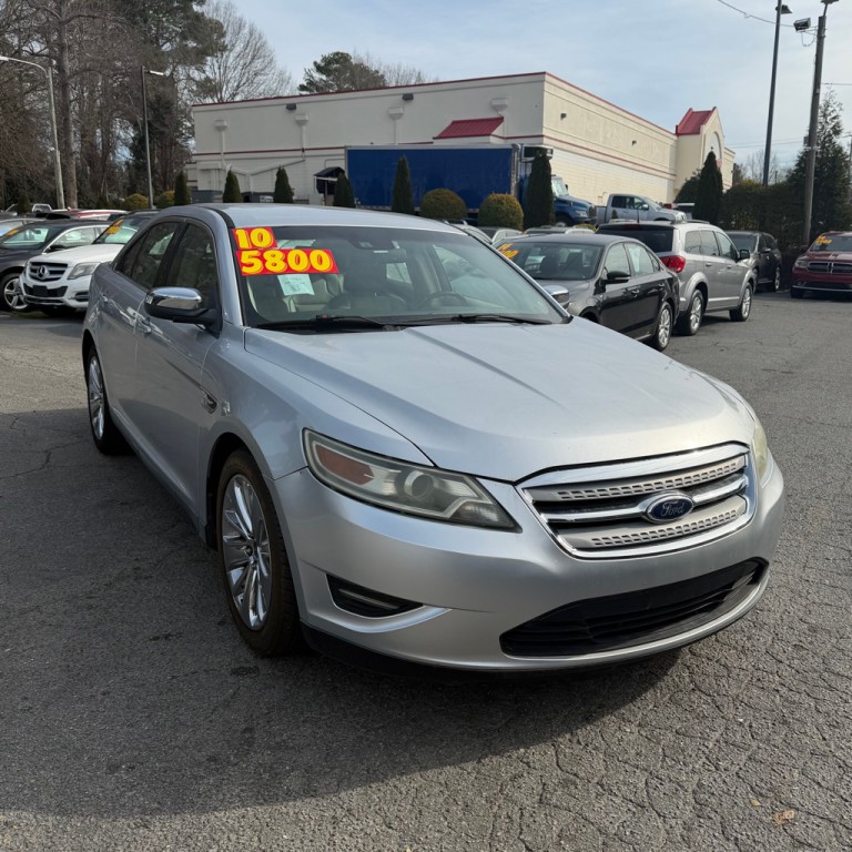 2010 Ford Taurus Image 1