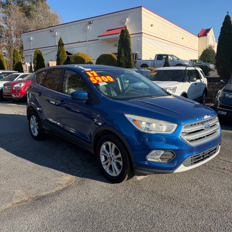 2017 Ford Escape Image 2