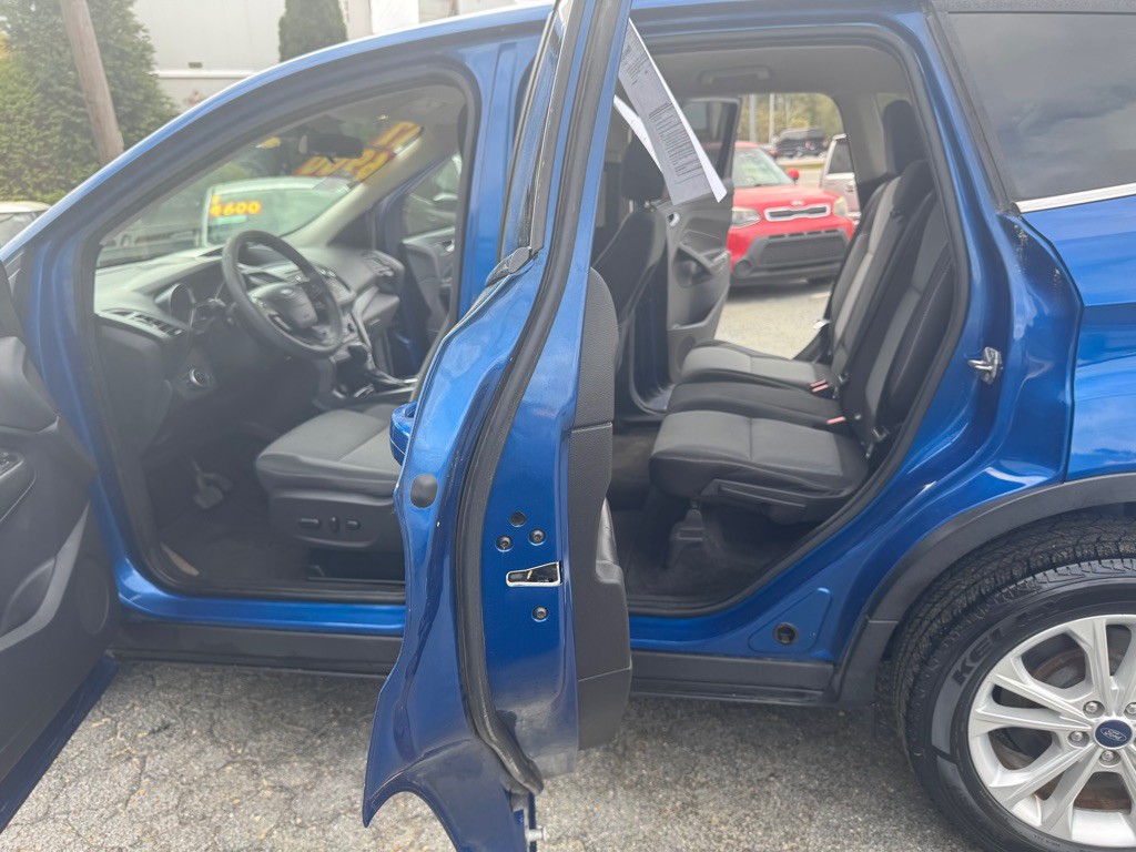 2017 Ford Escape Image 6