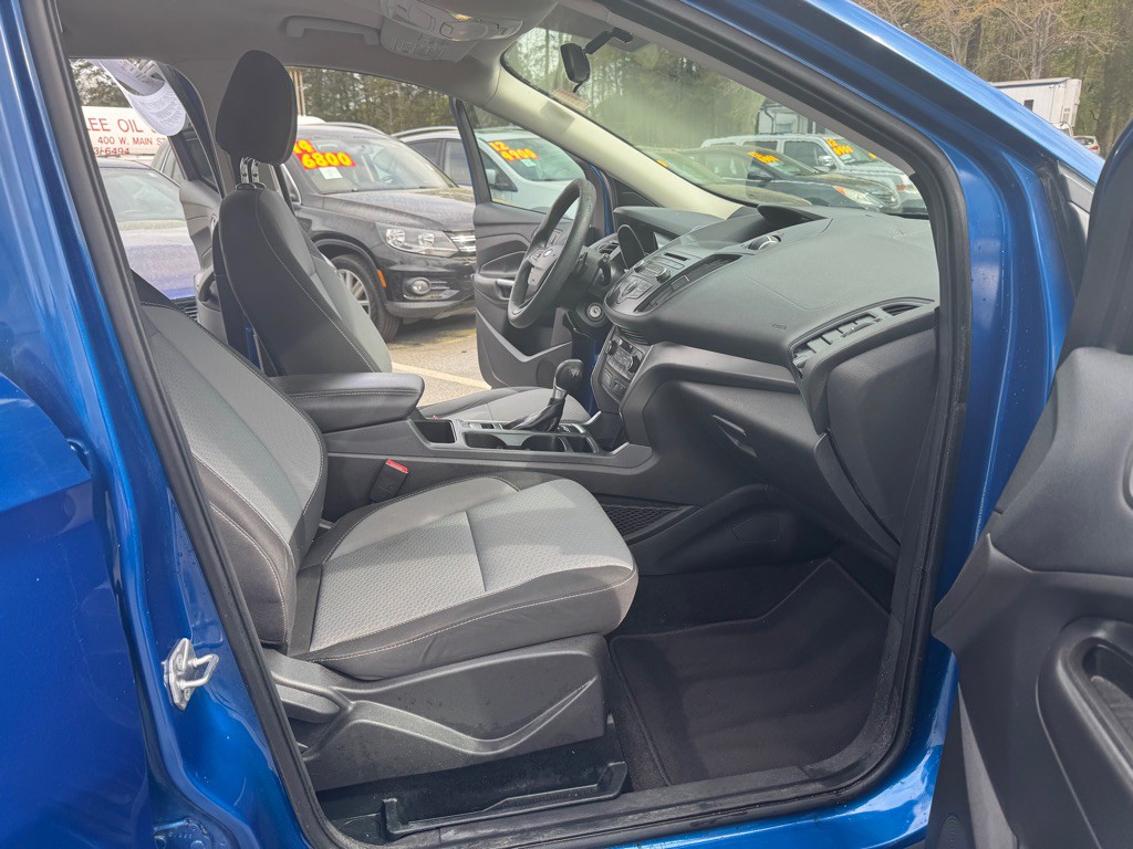 2017 Ford Escape Image 10