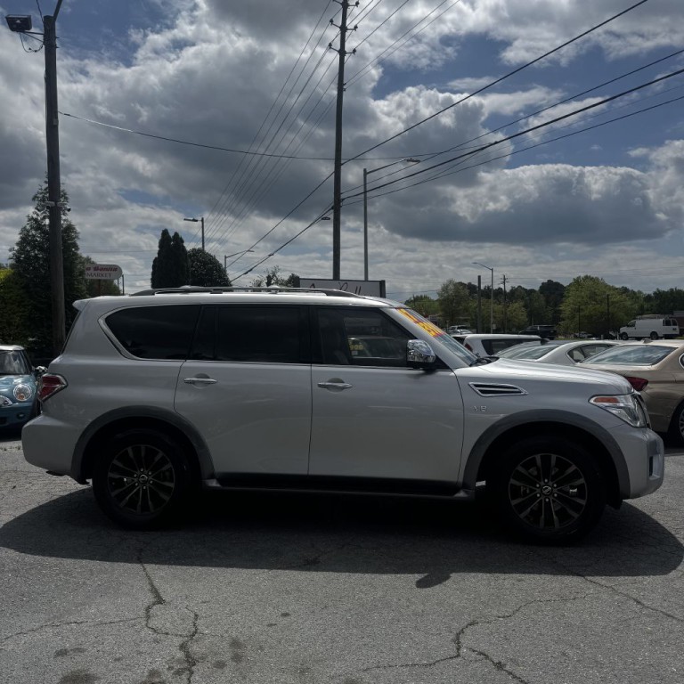 2017 Nissan Armada Image 4