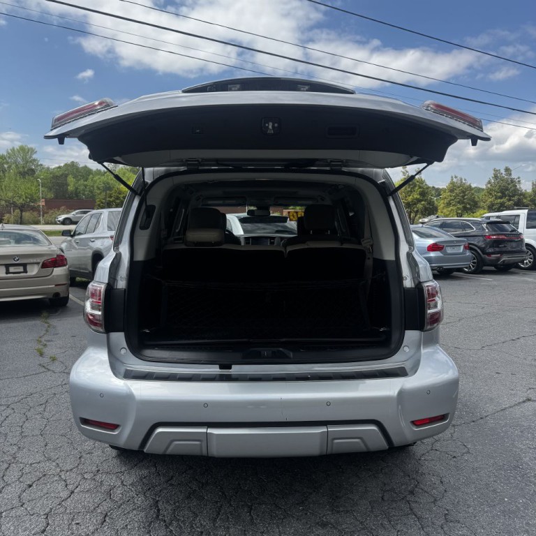 2017 Nissan Armada Image 15