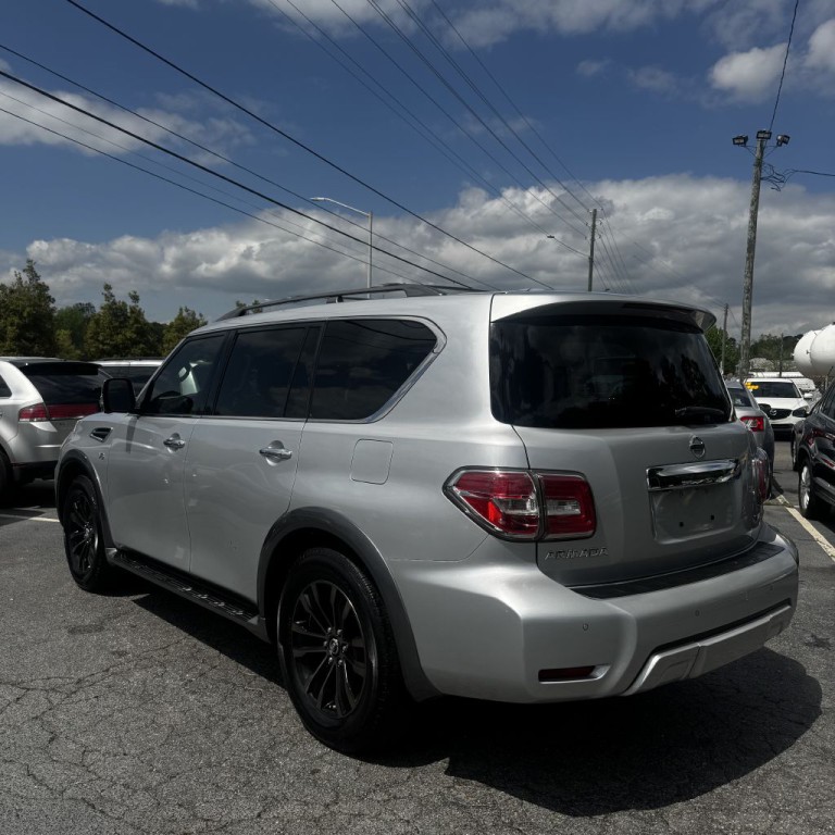 2017 Nissan Armada Image 18