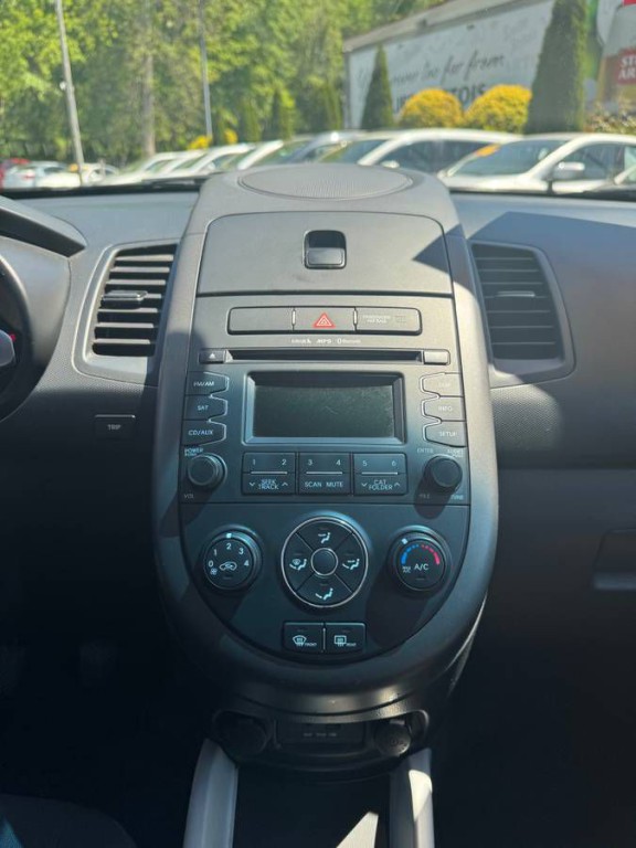 2012 Kia Soul Image 13