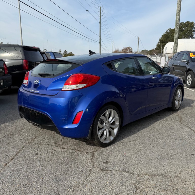 2012 Hyundai Veloster Image 3
