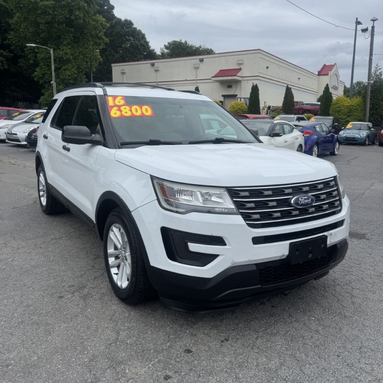 2016 Ford Explorer Image 1
