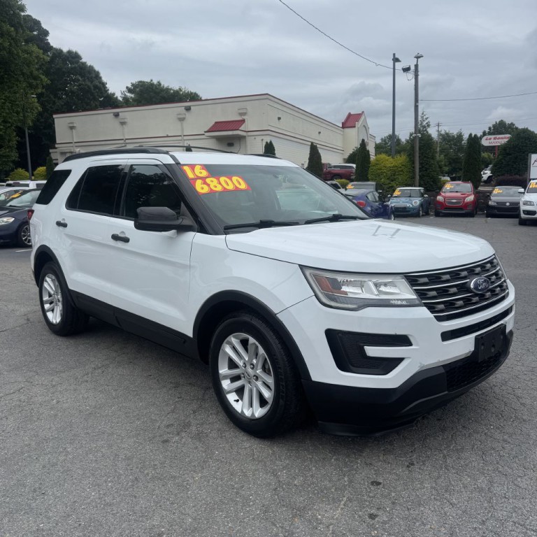 2016 Ford Explorer Image 2
