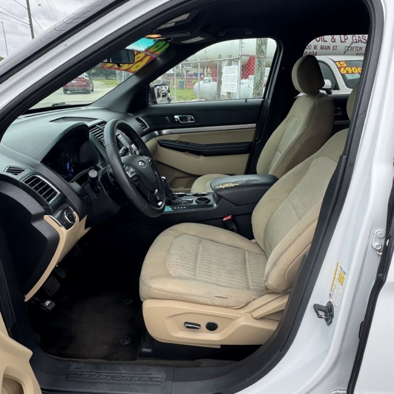 2016 Ford Explorer Image 6