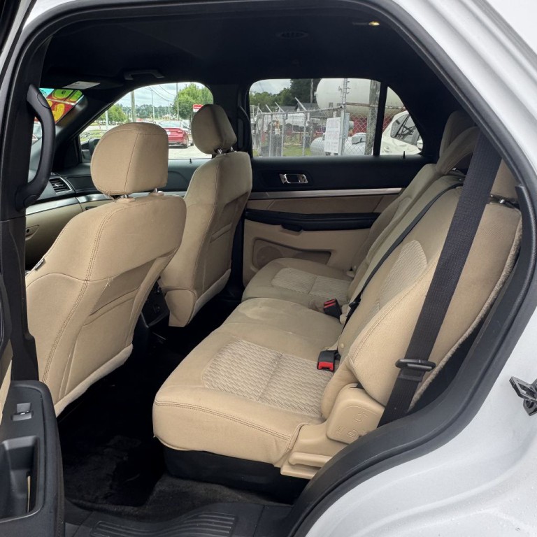 2016 Ford Explorer Image 10