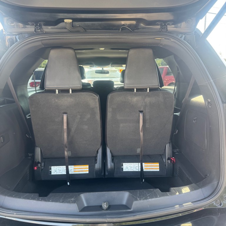 2013 Ford Explorer Image 13