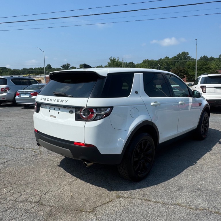 2017 Land Rover Discovery Sport Image 3