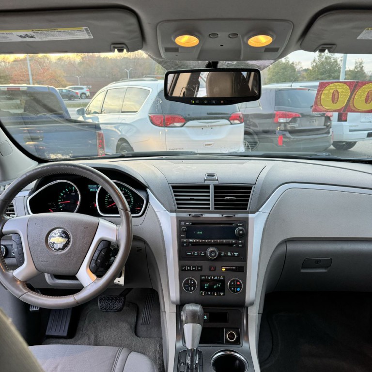 2011 Chevrolet Traverse Image 6