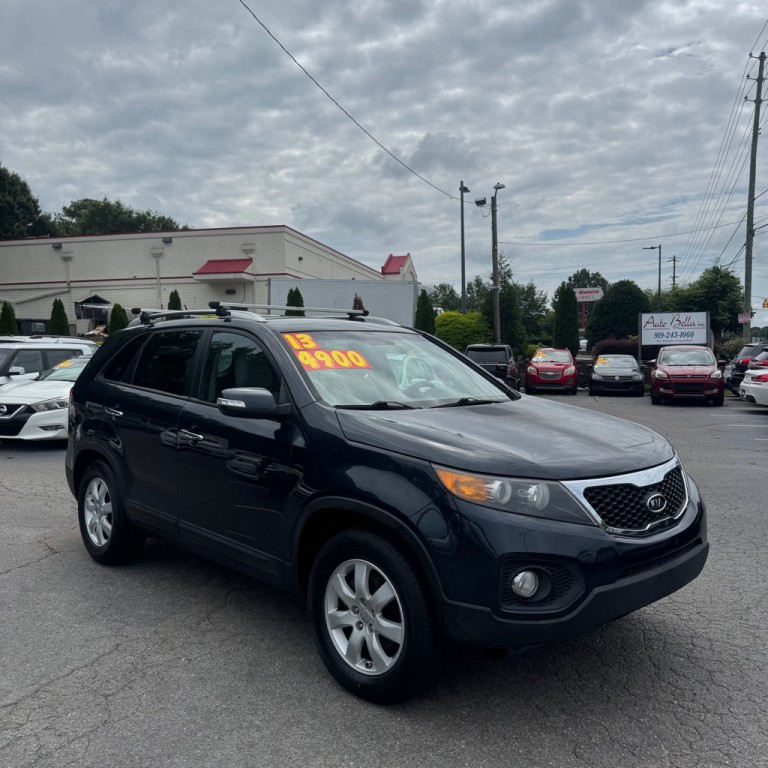 2013 Kia Sorento Image 2
