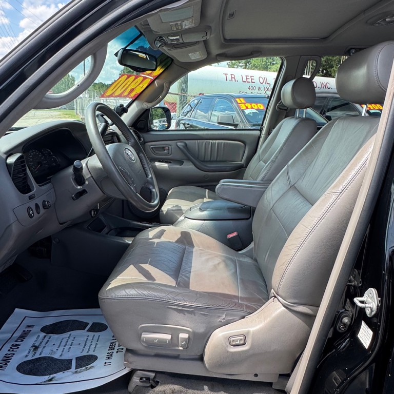 2003 Toyota Sequoia Image 6