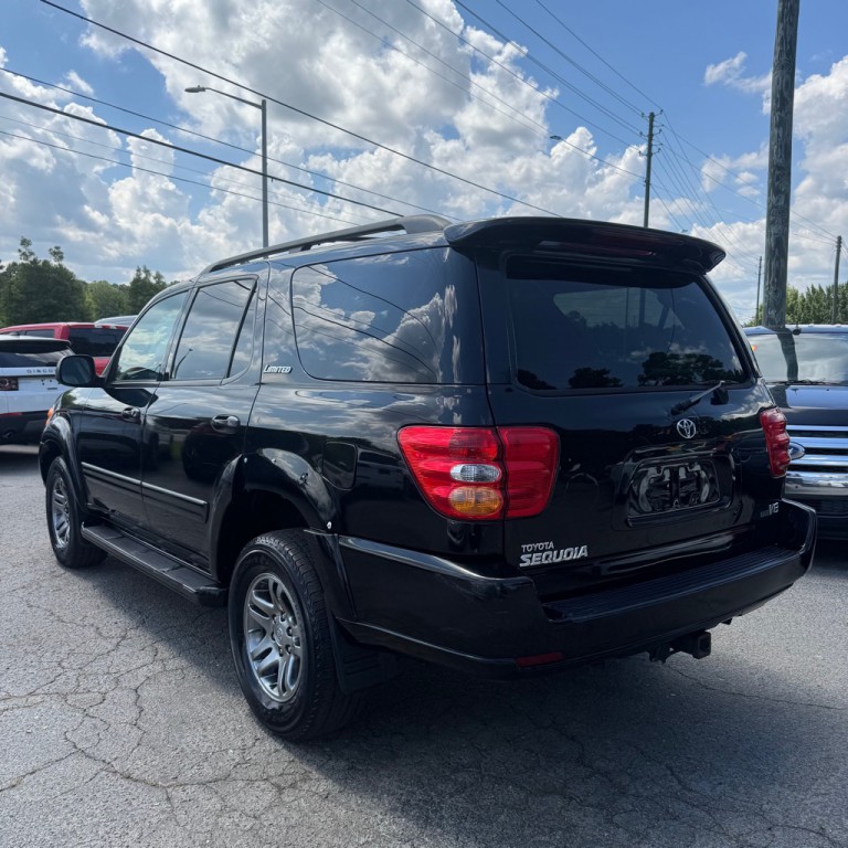 2003 Toyota Sequoia Image 16