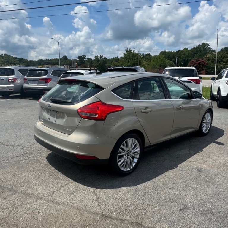 2016 Ford Focus Image 3