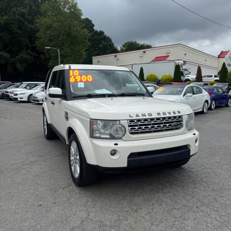 2010 Land Rover LR4 Image 1