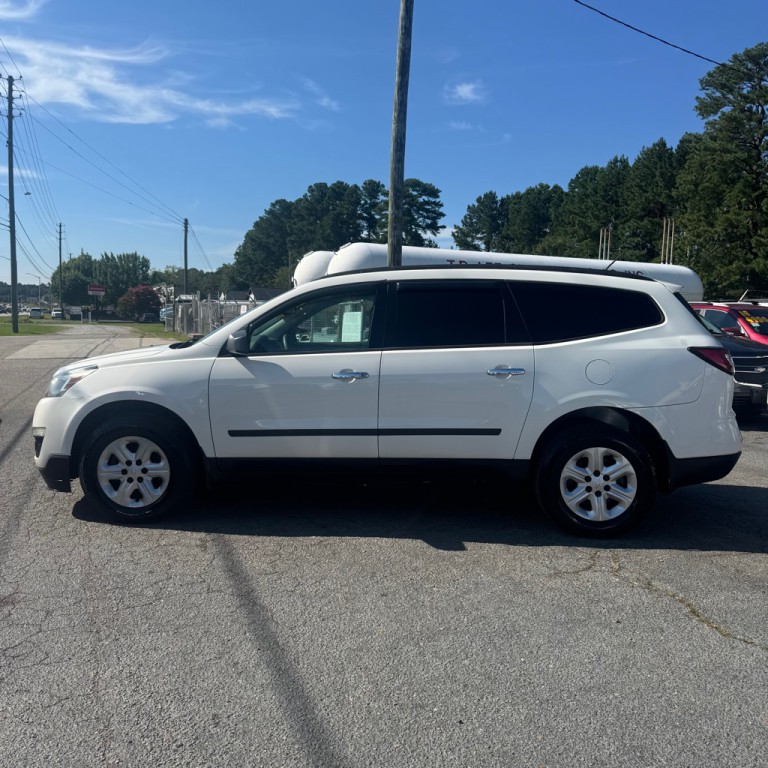 2015 Chevrolet Traverse Image 16