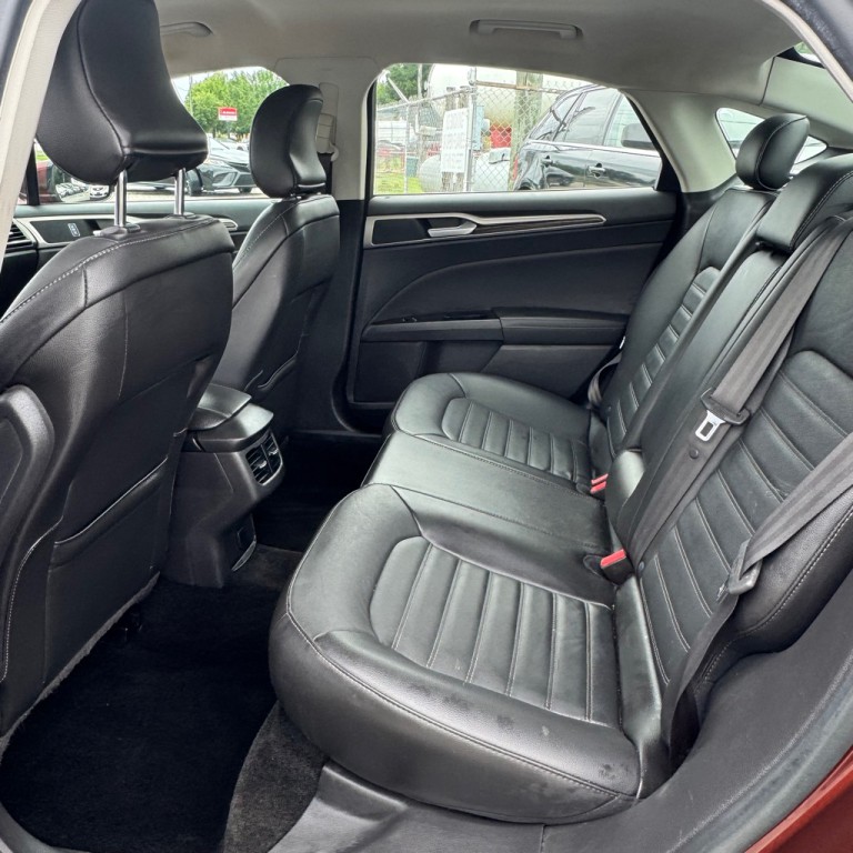 2015 Ford Fusion Image 10