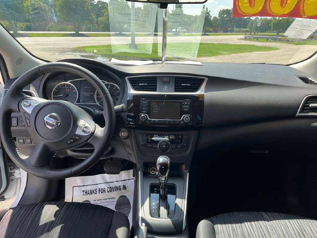 2018 Nissan Sentra Image 12