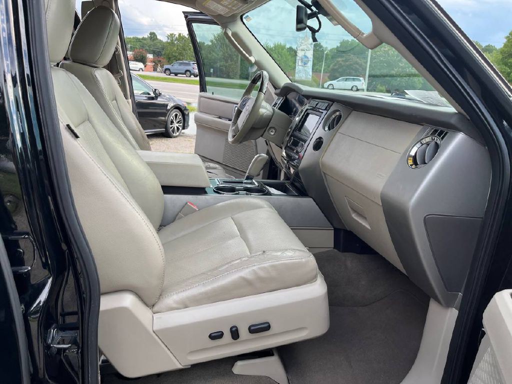 2012 Ford Expedition Image 15