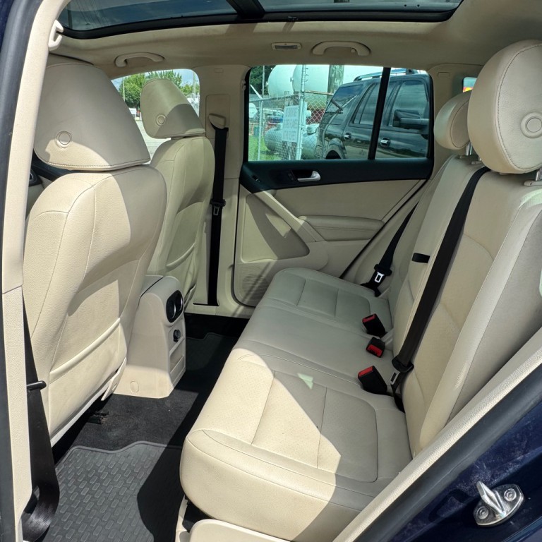 2012 Volkswagen Tiguan Image 10
