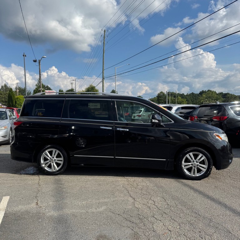 2011 Nissan Quest Image 4