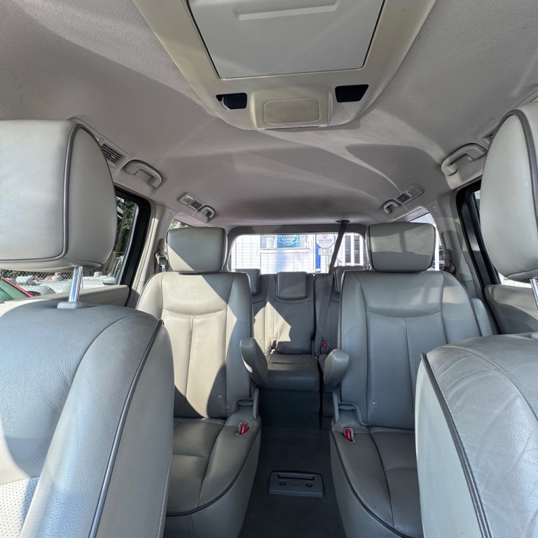 2011 Nissan Quest Image 9
