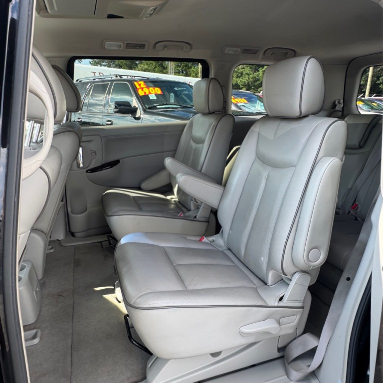 2011 Nissan Quest Image 10