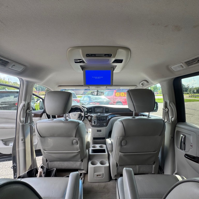 2011 Nissan Quest Image 13