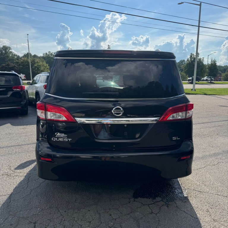2011 Nissan Quest Image 19