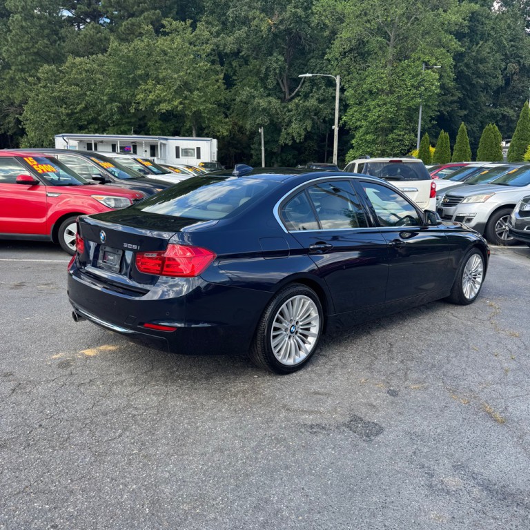 2014 BMW 3 Series Image 3