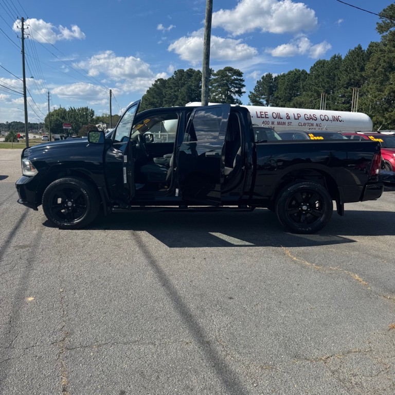 2014 RAM 1500 Image 18