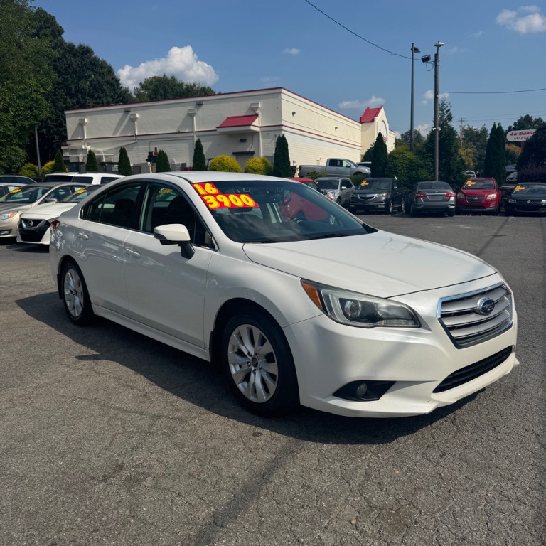 2016 Subaru Legacy Image 2