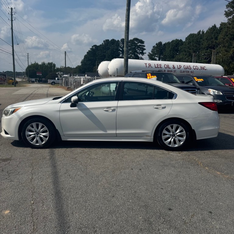 2016 Subaru Legacy Image 12