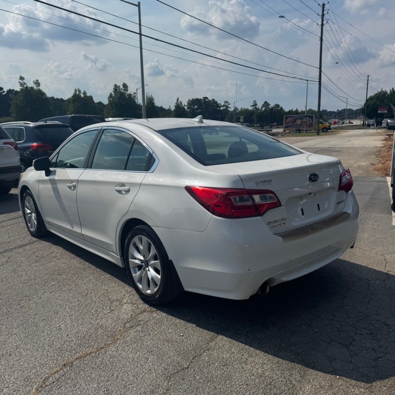 2016 Subaru Legacy Image 13