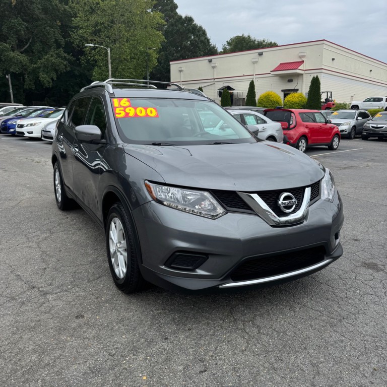 2016 Nissan Rogue Image 1