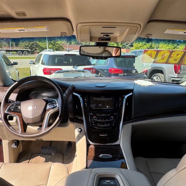 2016 Cadillac Escalade Image 7