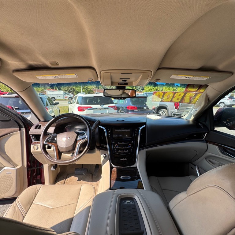2016 Cadillac Escalade Image 8