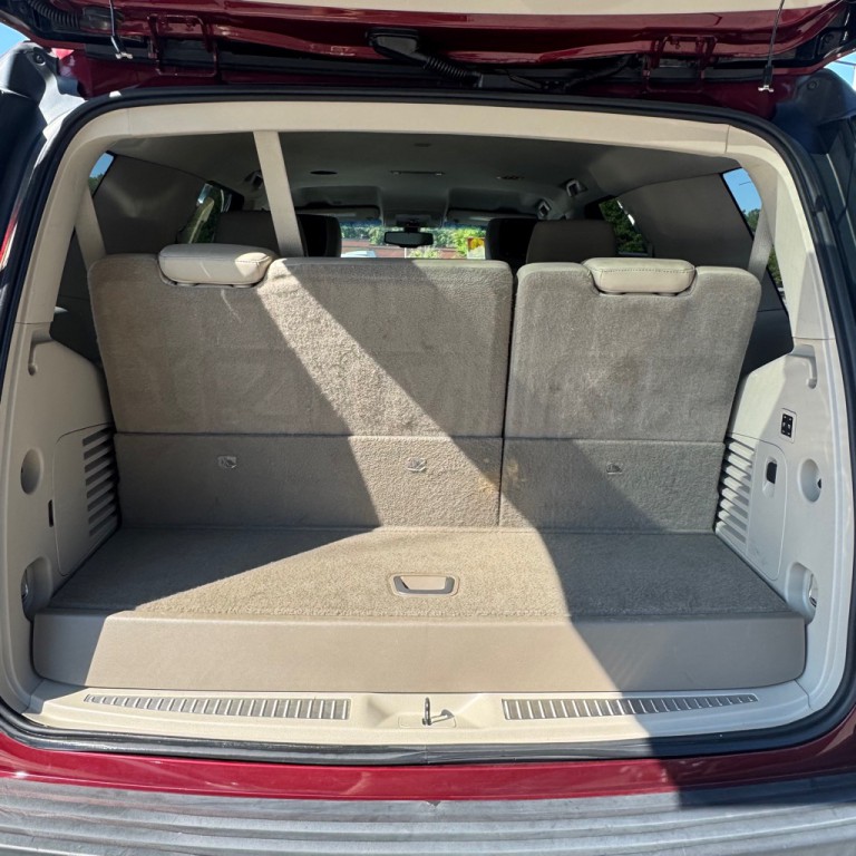 2016 Cadillac Escalade Image 14