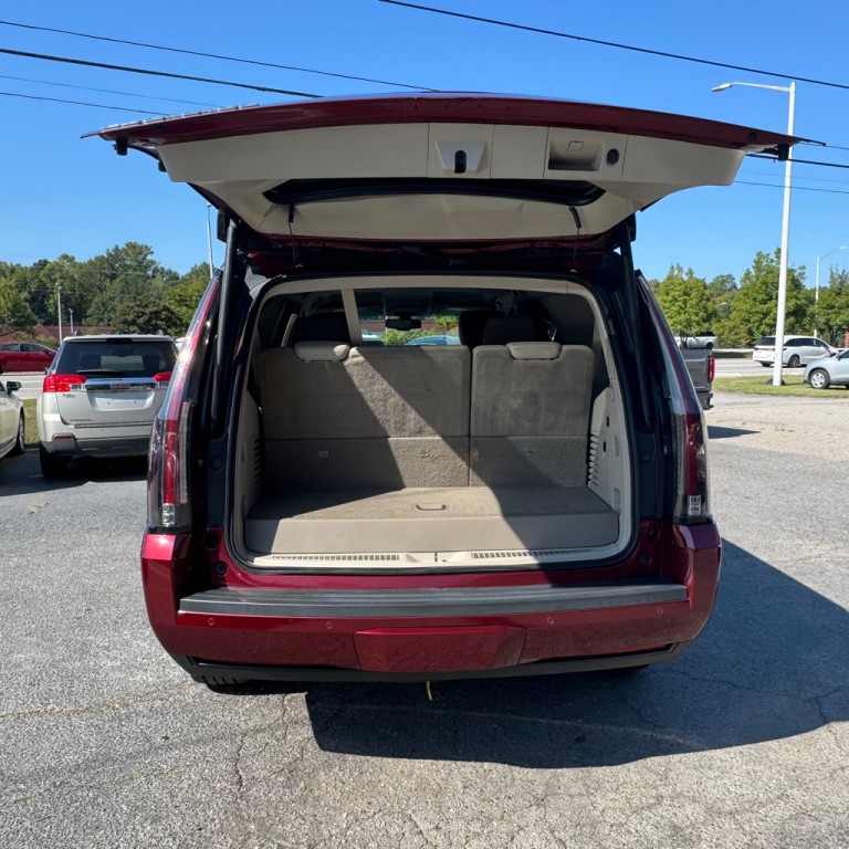 2016 Cadillac Escalade Image 16