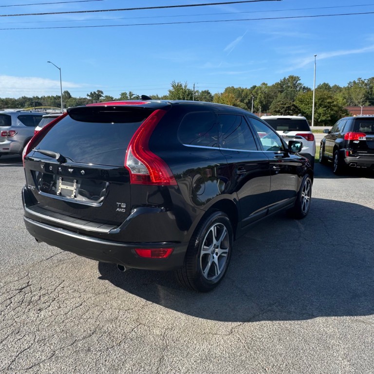 2011 Volvo XC60 Image 3