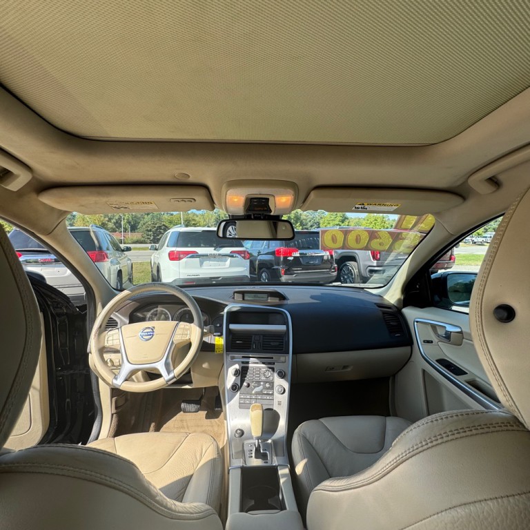 2011 Volvo XC60 Image 8